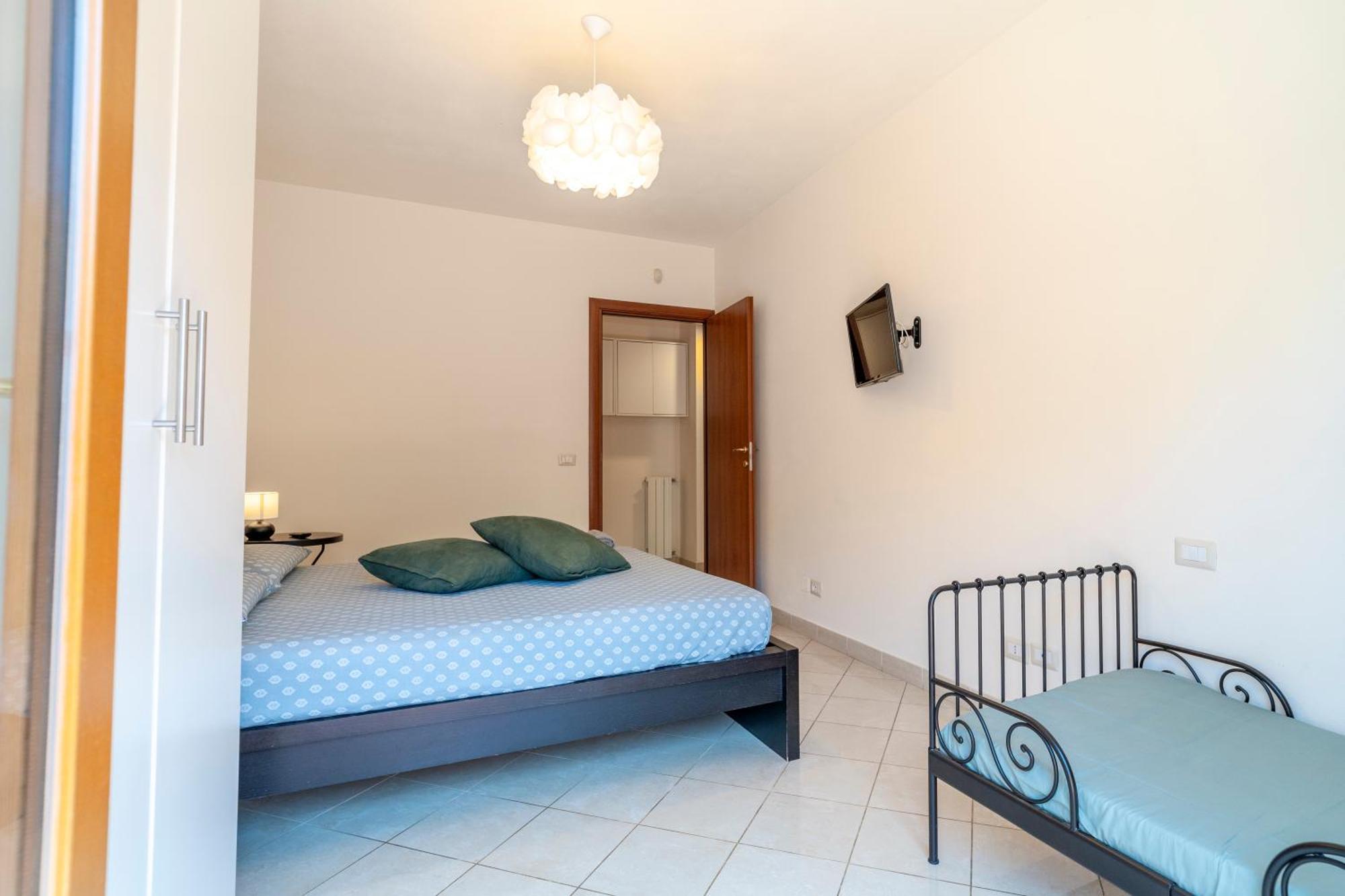 Апартаменты San Marco Bed&Garden Ливорно Экстерьер фото